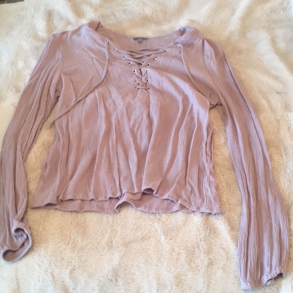 Long-sleeved purple top